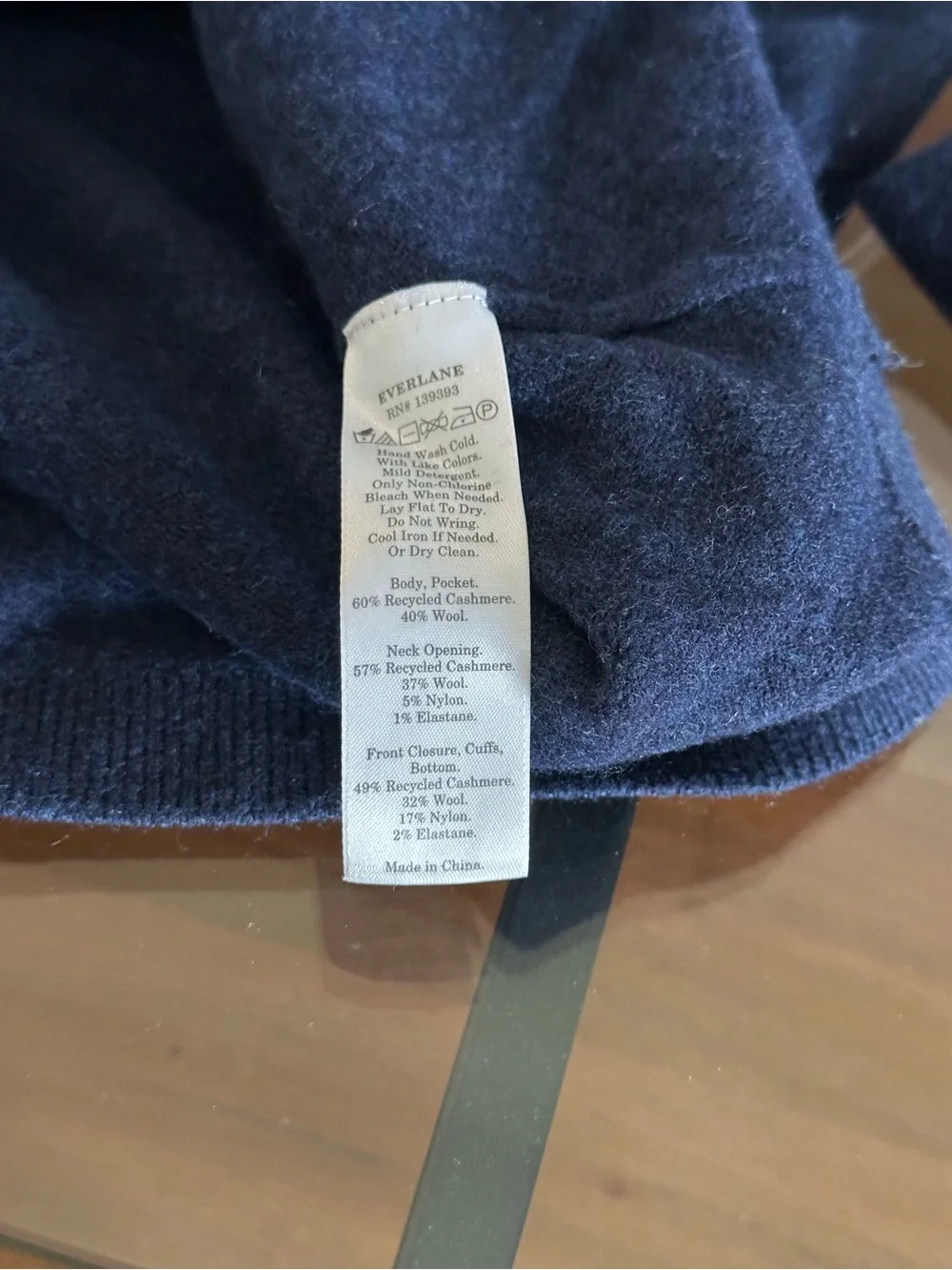 Everlane The ReCashmere Wool Button Mockneck in Navy